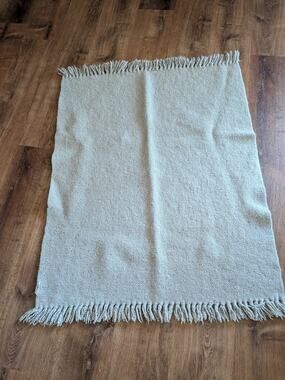 Rachel Ashwell Tan wool fringe rug/ Throw 46 x 38 rare Excellent Condition